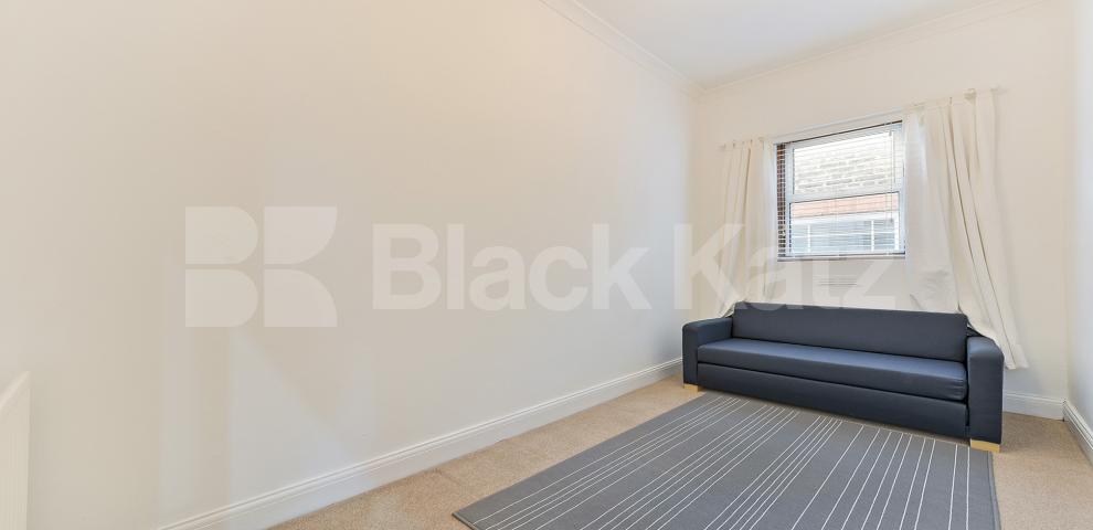 			NEW INSTRUCTION , 2 Bedroom, 1 bath, 1 reception Apartment			 Rosendale Road, West Dulwich